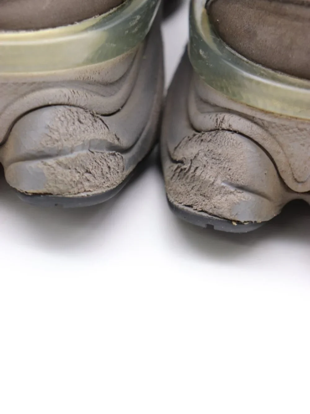 New Balance 9060 Castlerock U9060ECC Men's 9 D Women's 10.5 D Sneakers Lace Up